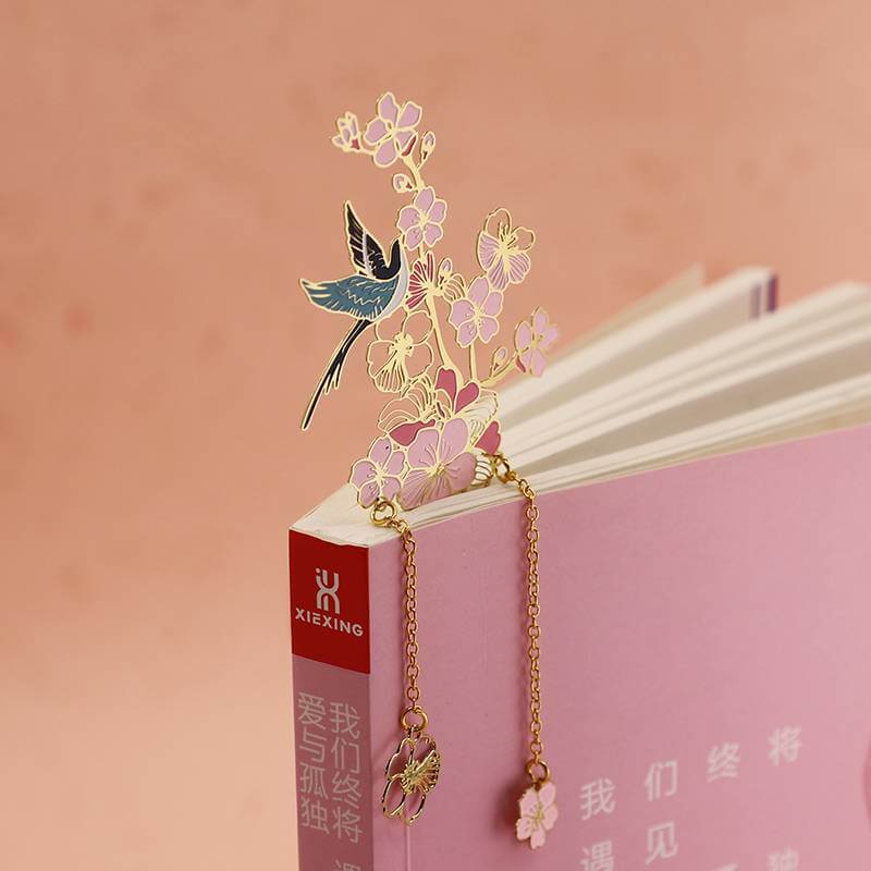 Custom Flower Soft Enamel Bookmark Metal Bookmarks with Custom Paper Box Package