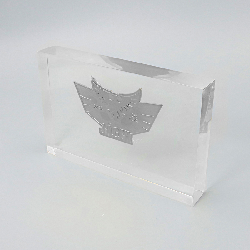 Custom Transparent Resin Decoration Personalize Logo Inlaid Trophy