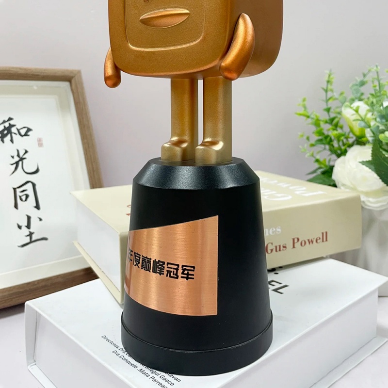 Wholesale Custom Gold Award Sandblasting Cute Cartoon Souvenir Metal Trophy 