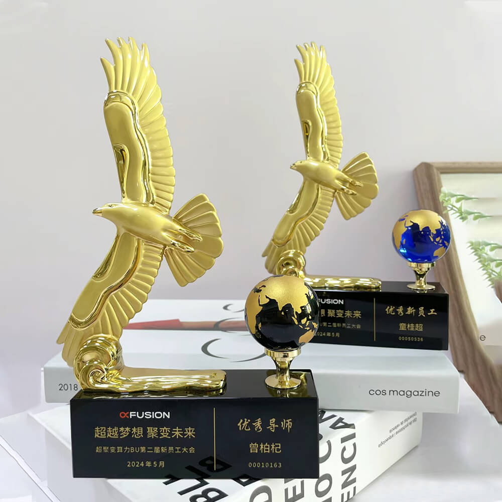 Wholesale Engraved Logo Trophy Earth Factory Customized Cup Trophy for Business 