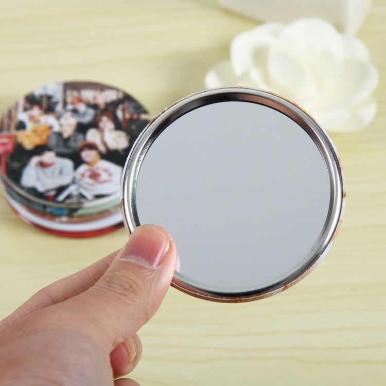 Compact Ladies Mirror Makeup Pocket Mirror Personalized Princess Tin Plate Badge