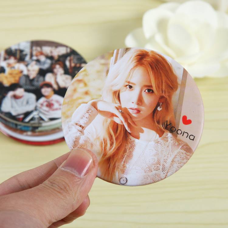 Compact Ladies Mirror Makeup Pocket Mirror Personalized Princess Tin Plate Badge