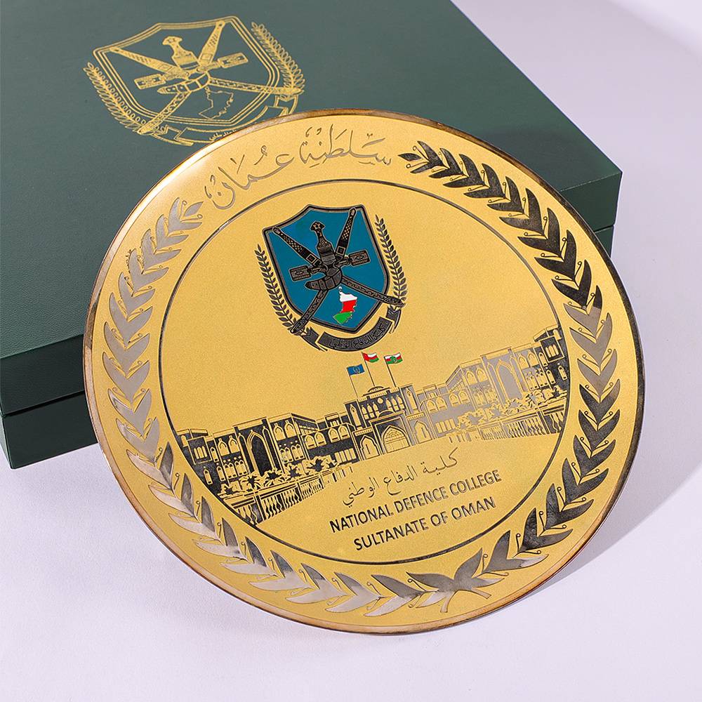 Customized Plated Color Logo Circle Plate Trophies Metal League Award